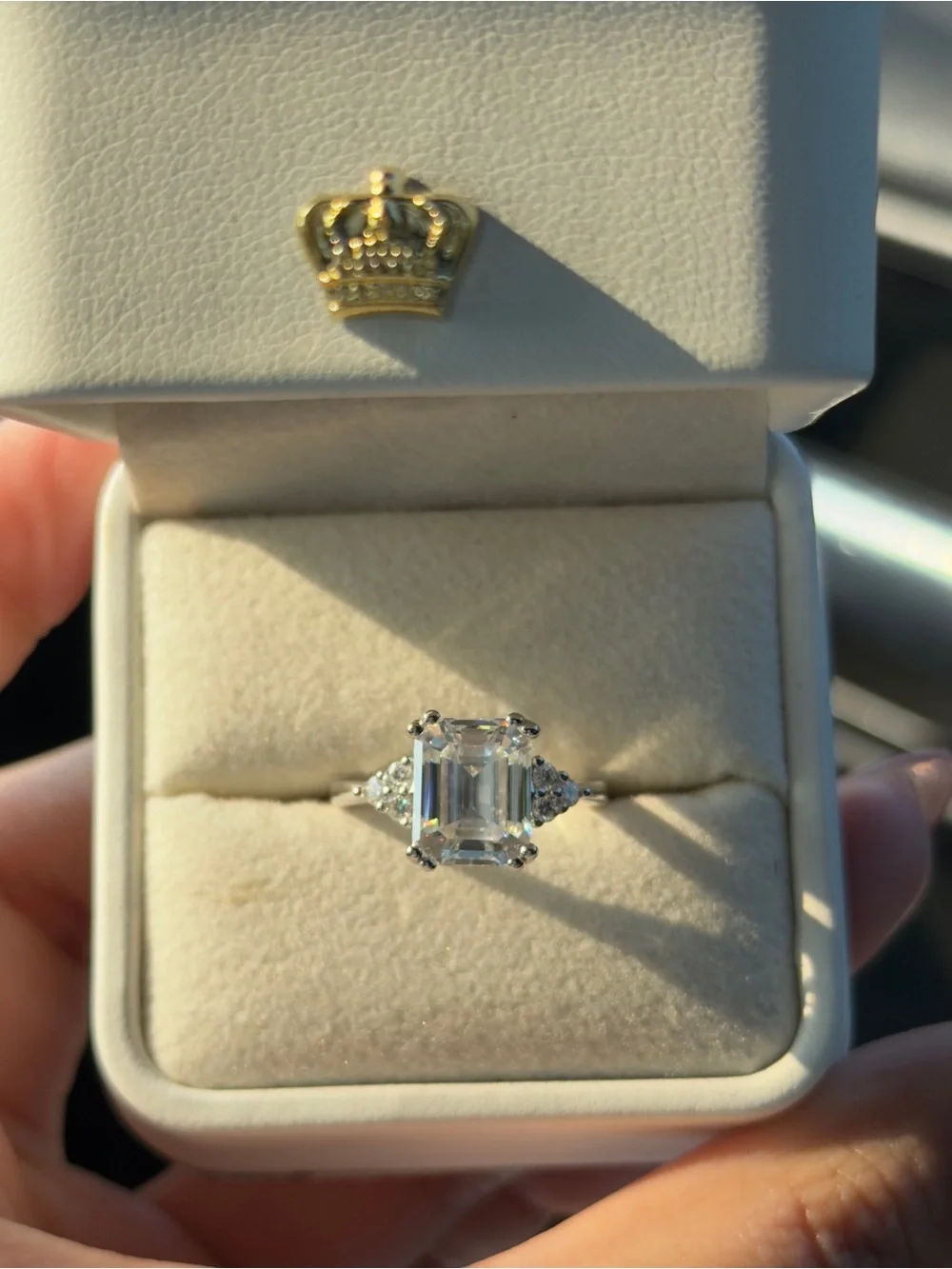 4ct Emerald cut moissanite vvs1 color D engagement ring sz6